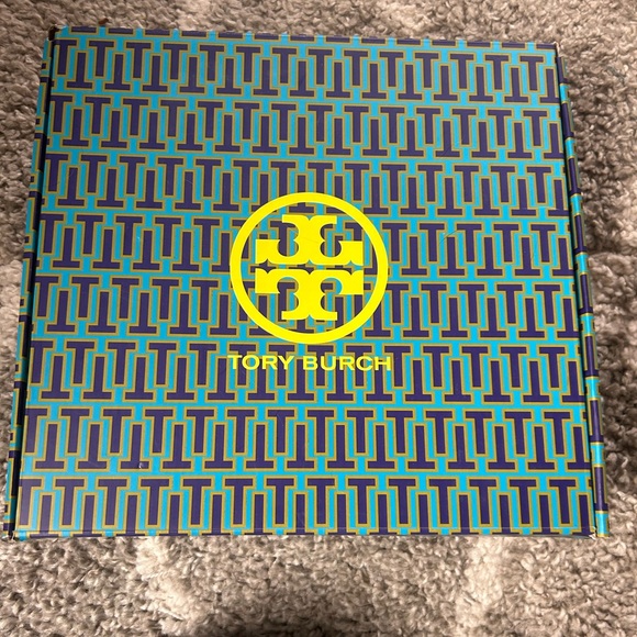 Tory Burch Double T Lug Boot - Picture 6 of 6